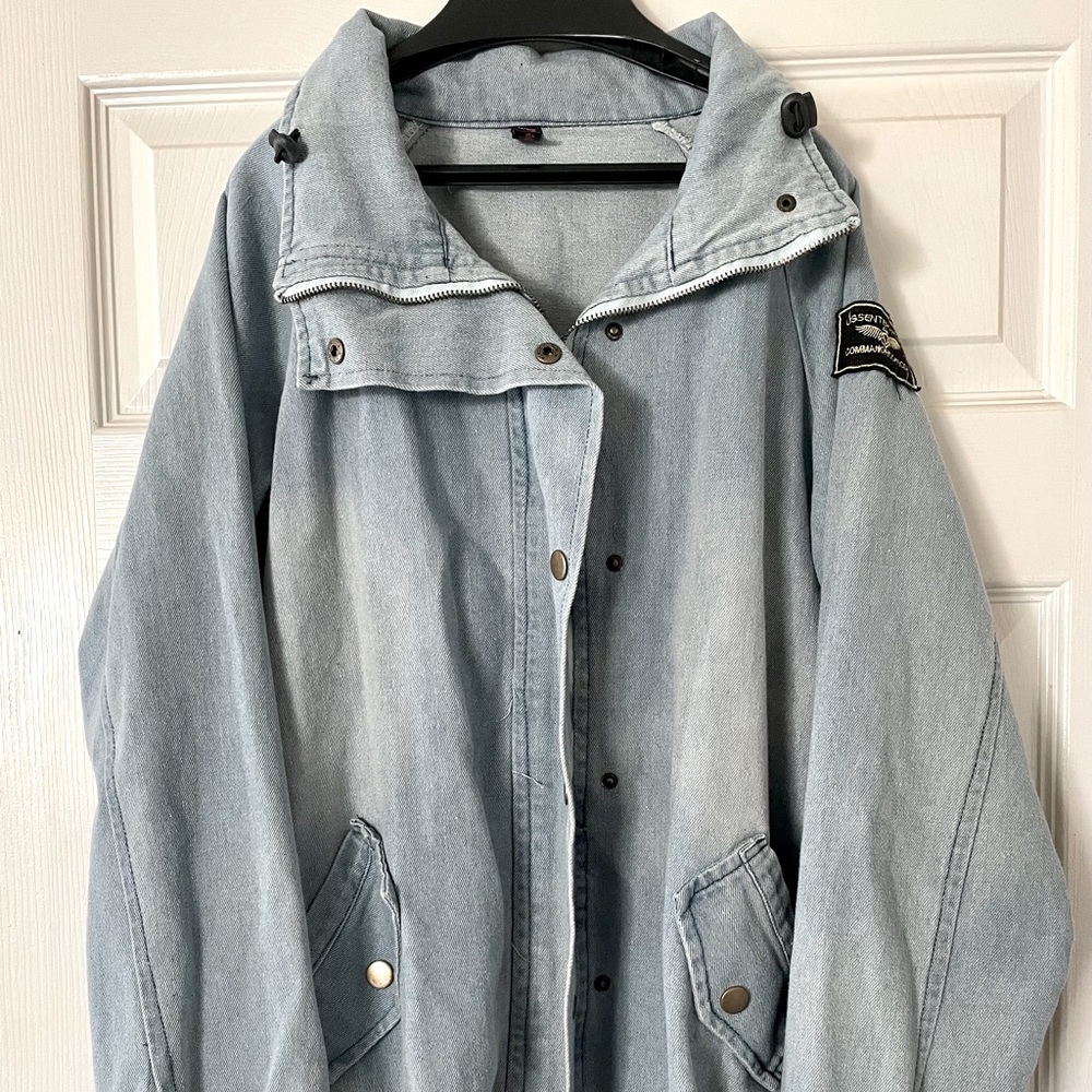 Military style, Light blue, loose fitting women’s jean jacket